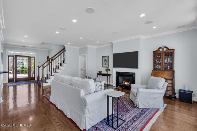 128 Anita Drive, Manahawkin, NJ 08050