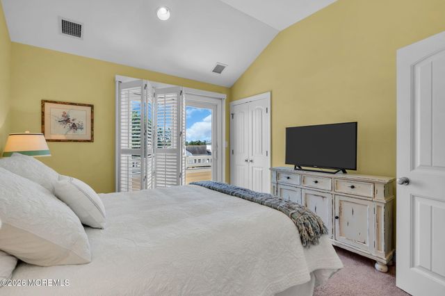 128 Anita Drive, Manahawkin, NJ 08050