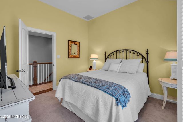 128 Anita Drive, Manahawkin, NJ 08050