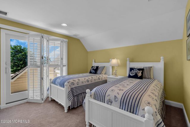 128 Anita Drive, Manahawkin, NJ 08050