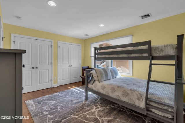 128 Anita Drive, Manahawkin, NJ 08050