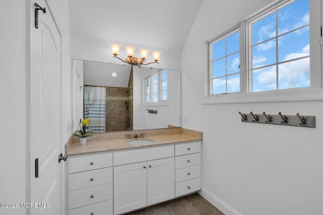 128 Anita Drive, Manahawkin, NJ 08050