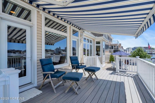128 Anita Drive, Manahawkin, NJ 08050