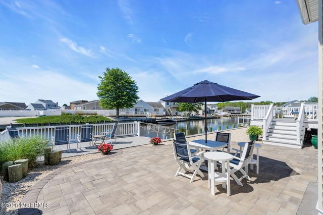 128 Anita Drive, Manahawkin, NJ 08050