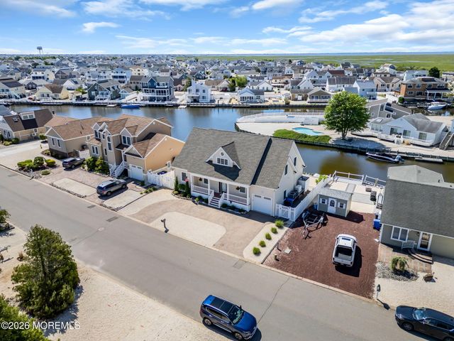 128 Anita Drive, Manahawkin, NJ 08050