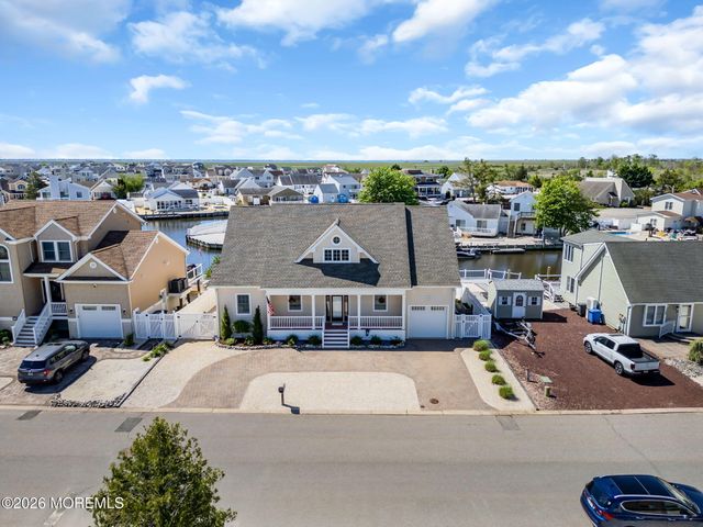 128 Anita Drive, Manahawkin, NJ 08050
