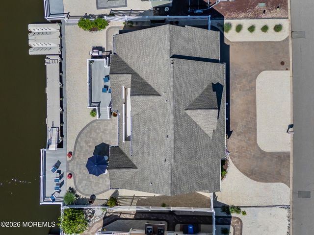 128 Anita Drive, Manahawkin, NJ 08050