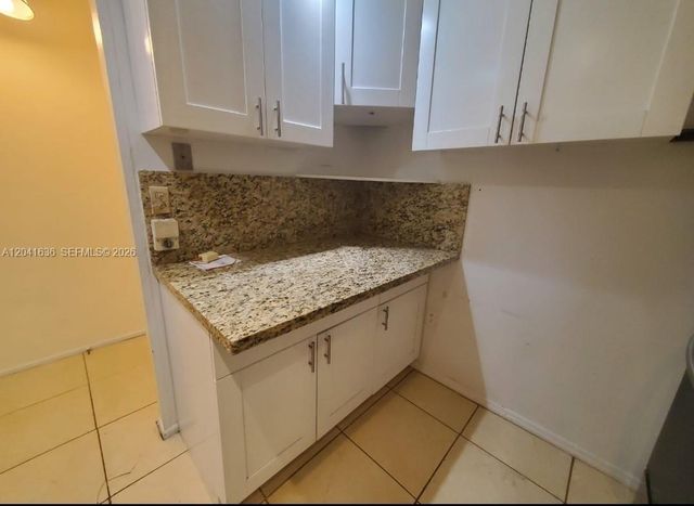 920 NE 169th Street 617, North Miami Beach, FL 33162