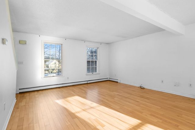 25 Leathers Lane, Dover, NH 03820