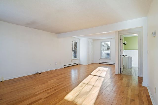 25 Leathers Lane, Dover, NH 03820