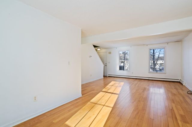 25 Leathers Lane, Dover, NH 03820