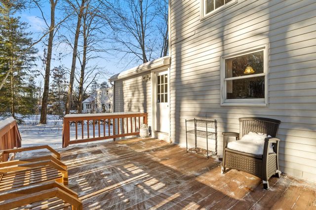 25 Leathers Lane, Dover, NH 03820