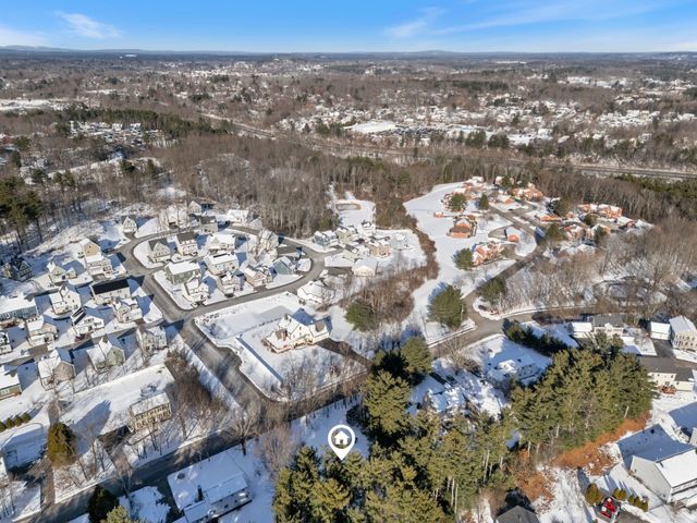 25 Leathers Lane, Dover, NH 03820