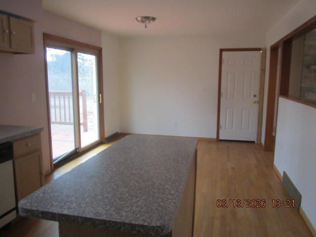 7656 Lucille Drive, Lambertville, MI 48144