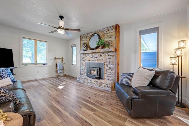 12001 W 150th Circle, Olathe, KS 66062