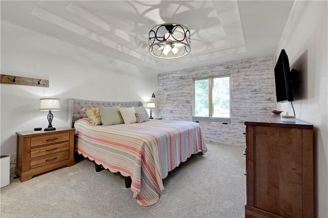 12001 W 150th Circle, Olathe, KS 66062