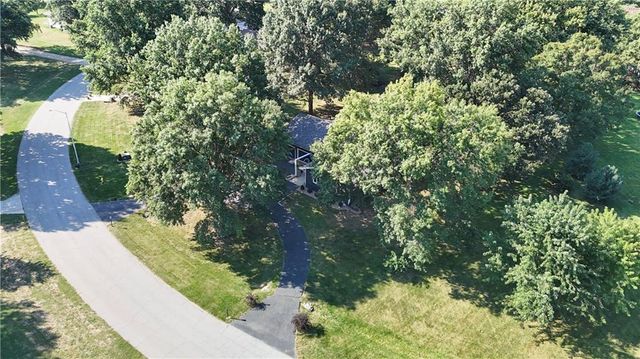 12001 W 150th Circle, Olathe, KS 66062