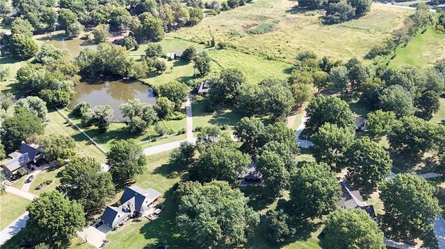 12001 W 150th Circle, Olathe, KS 66062
