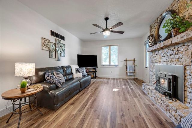 12001 W 150th Circle, Olathe, KS 66062