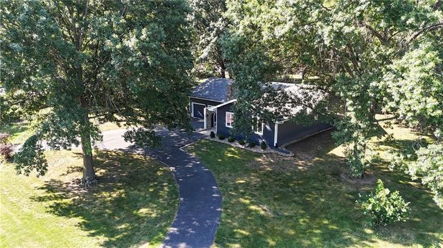 12001 W 150th Circle, Olathe, KS 66062