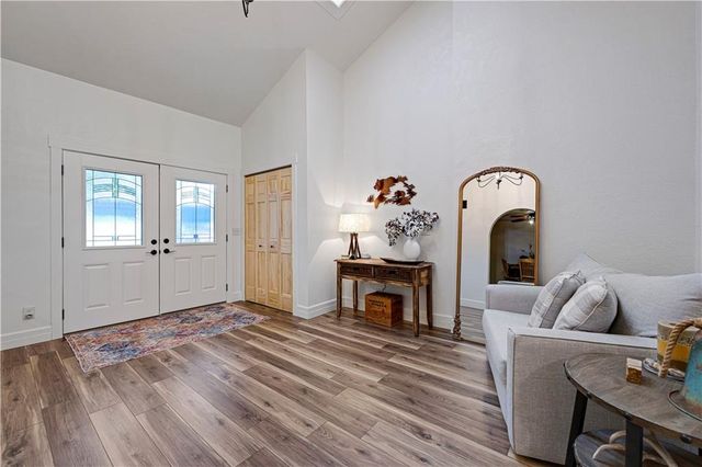 12001 W 150th Circle, Olathe, KS 66062