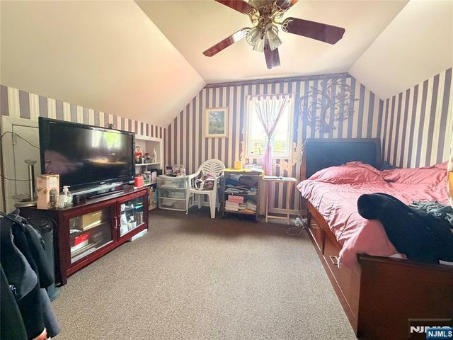 691 River Road, Teaneck, NJ 07666