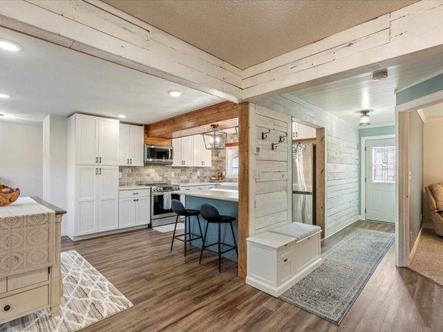 5335 Pine Beach Road, Brainerd, MN 56401