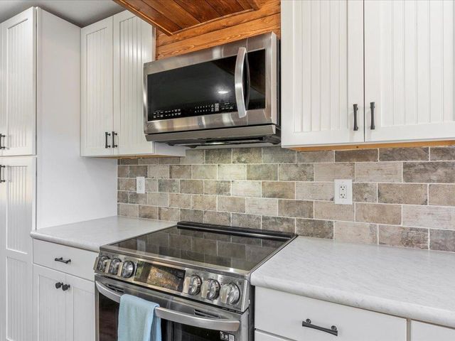 5335 Pine Beach Road, Brainerd, MN 56401