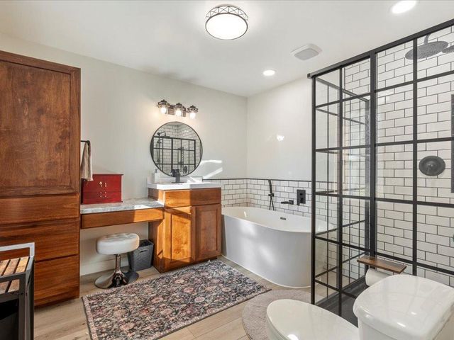 5335 Pine Beach Road, Brainerd, MN 56401