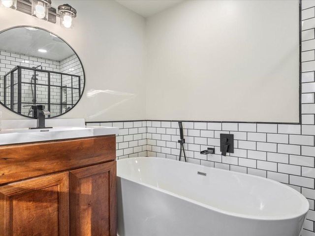 5335 Pine Beach Road, Brainerd, MN 56401