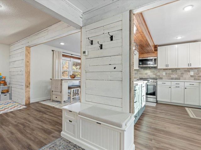 5335 Pine Beach Road, Brainerd, MN 56401