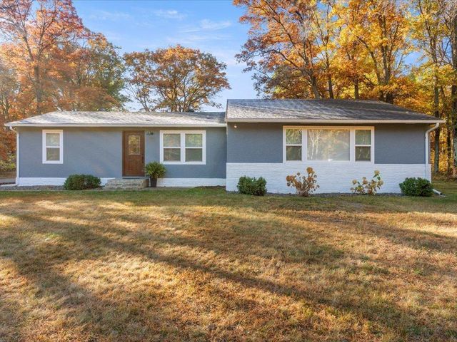 5335 Pine Beach Road, Brainerd, MN 56401