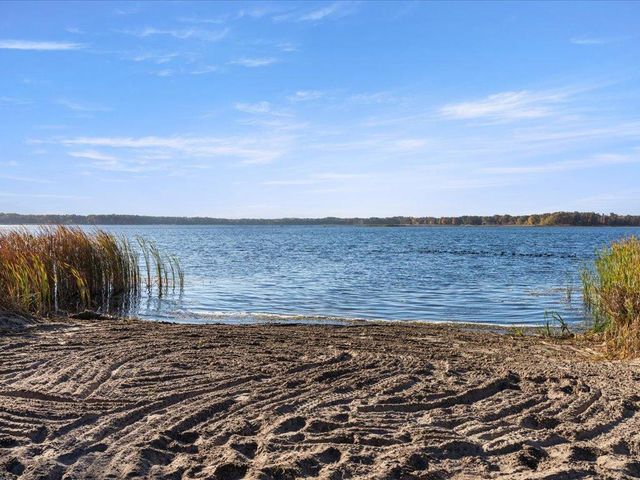 5335 Pine Beach Road, Brainerd, MN 56401