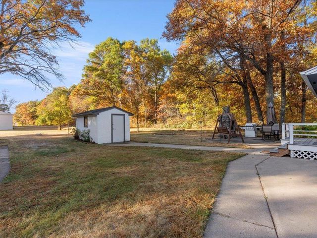 5335 Pine Beach Road, Brainerd, MN 56401