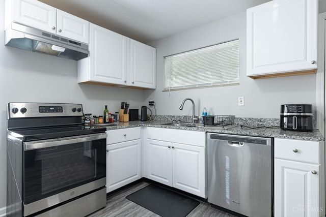 3320 Freddie, Cincinnati, OH 45205