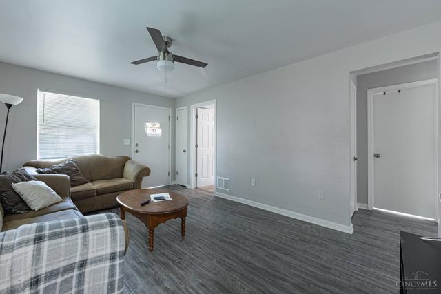 3320 Freddie, Cincinnati, OH 45205