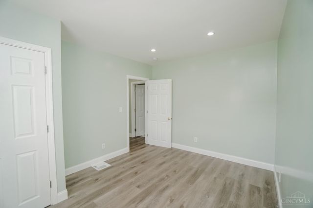 2045 First Avenue, Springfield Twp., OH 45224