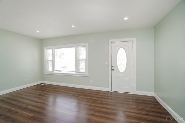 2045 First Avenue, Springfield Twp., OH 45224