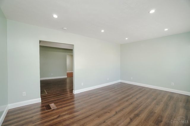 2045 First Avenue, Springfield Twp., OH 45224