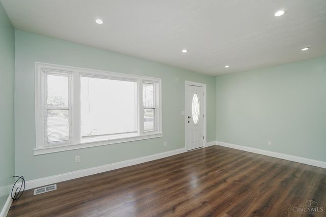 2045 First Avenue, Springfield Twp., OH 45224