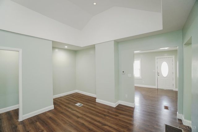 2045 First Avenue, Springfield Twp., OH 45224