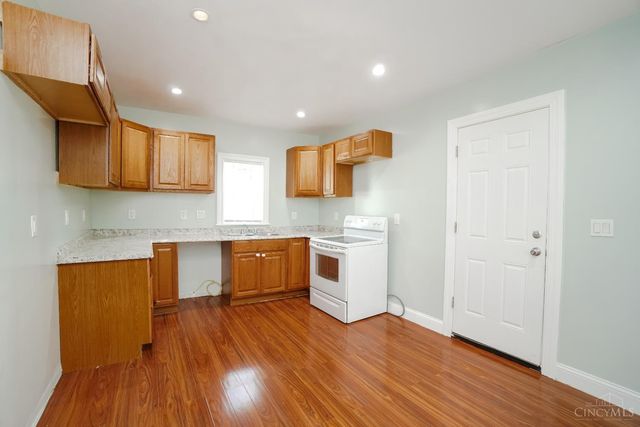 2045 First Avenue, Springfield Twp., OH 45224