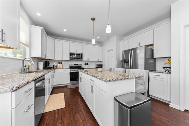 297 Springview Street, Ann Arbor, MI 48103
