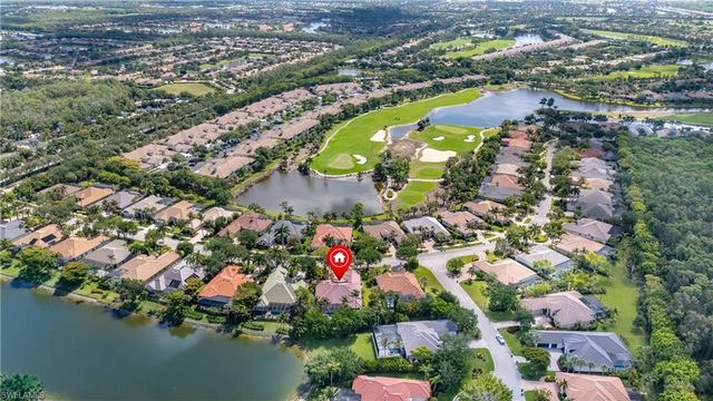 7657 Mulberry LN, Naples, FL 34114