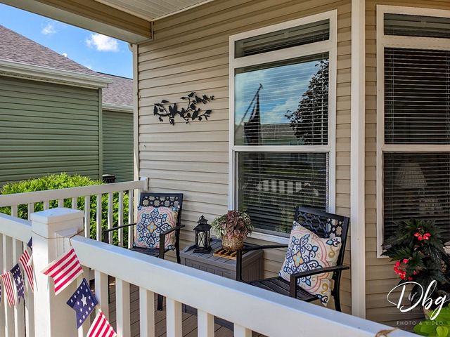 1512 Concord Circle, Grayslake, IL 60030