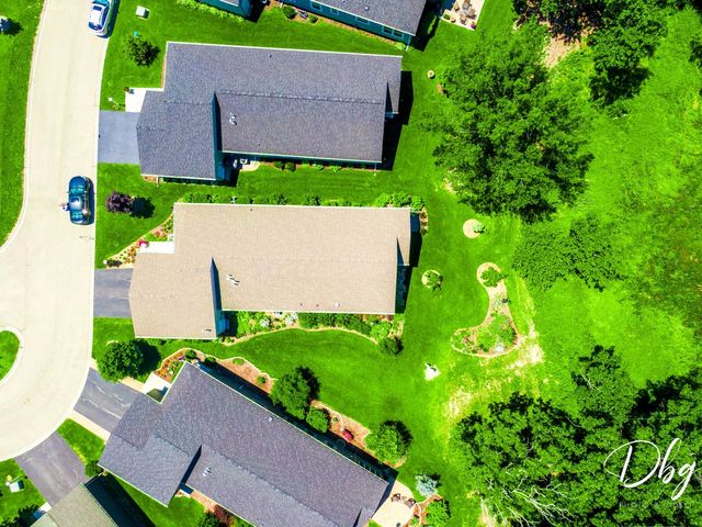 1512 Concord Circle, Grayslake, IL 60030