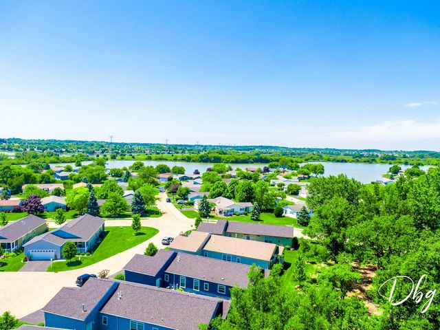 1512 Concord Circle, Grayslake, IL 60030