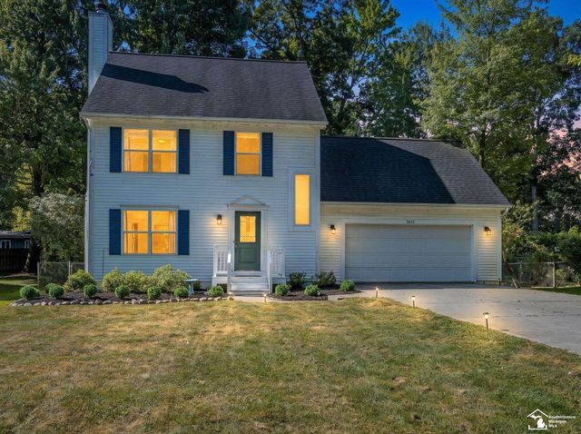 5893 Forestal Drive, Waterford Twp, MI 48327