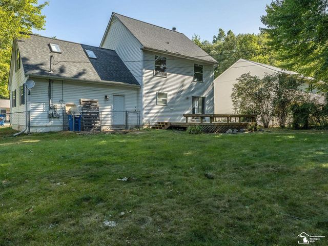 5893 Forestal Drive, Waterford Twp, MI 48327