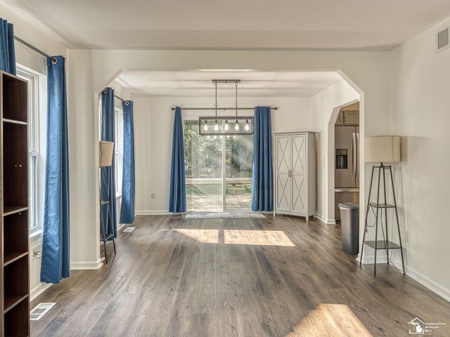 5893 Forestal Drive, Waterford Twp, MI 48327